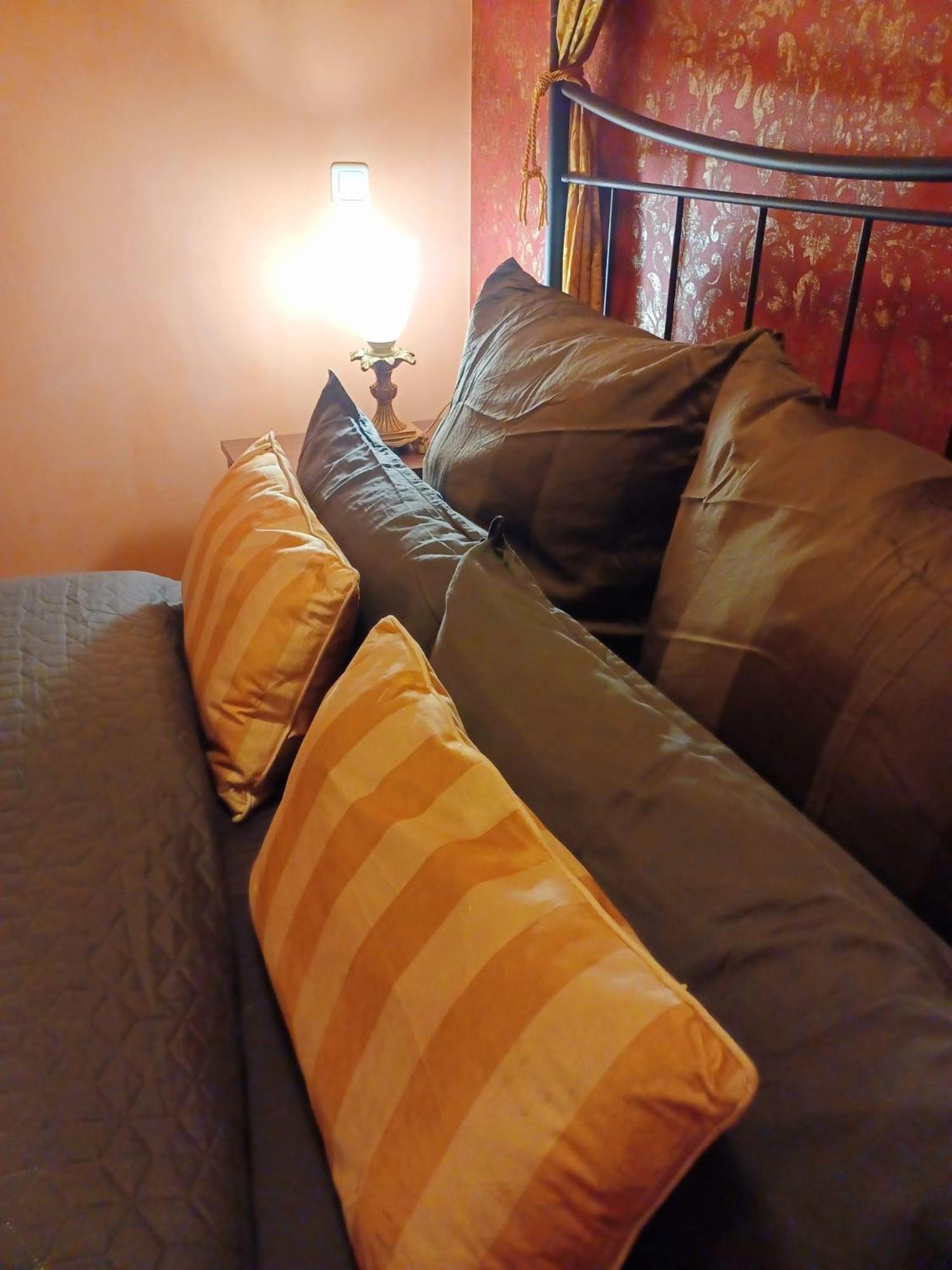 Ferienwohnung Antik Гота Экстерьер фото