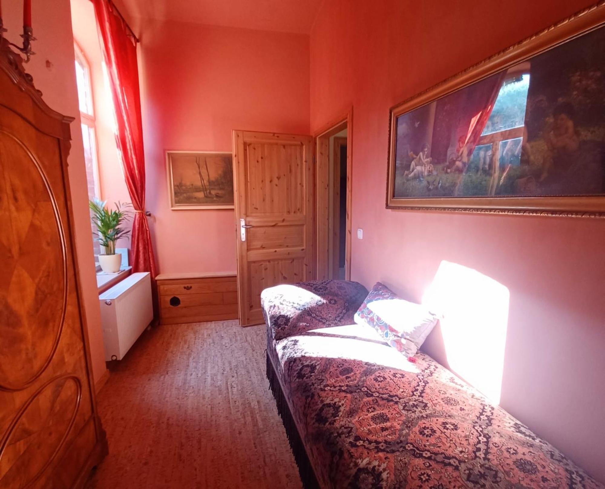 Ferienwohnung Antik Гота Экстерьер фото