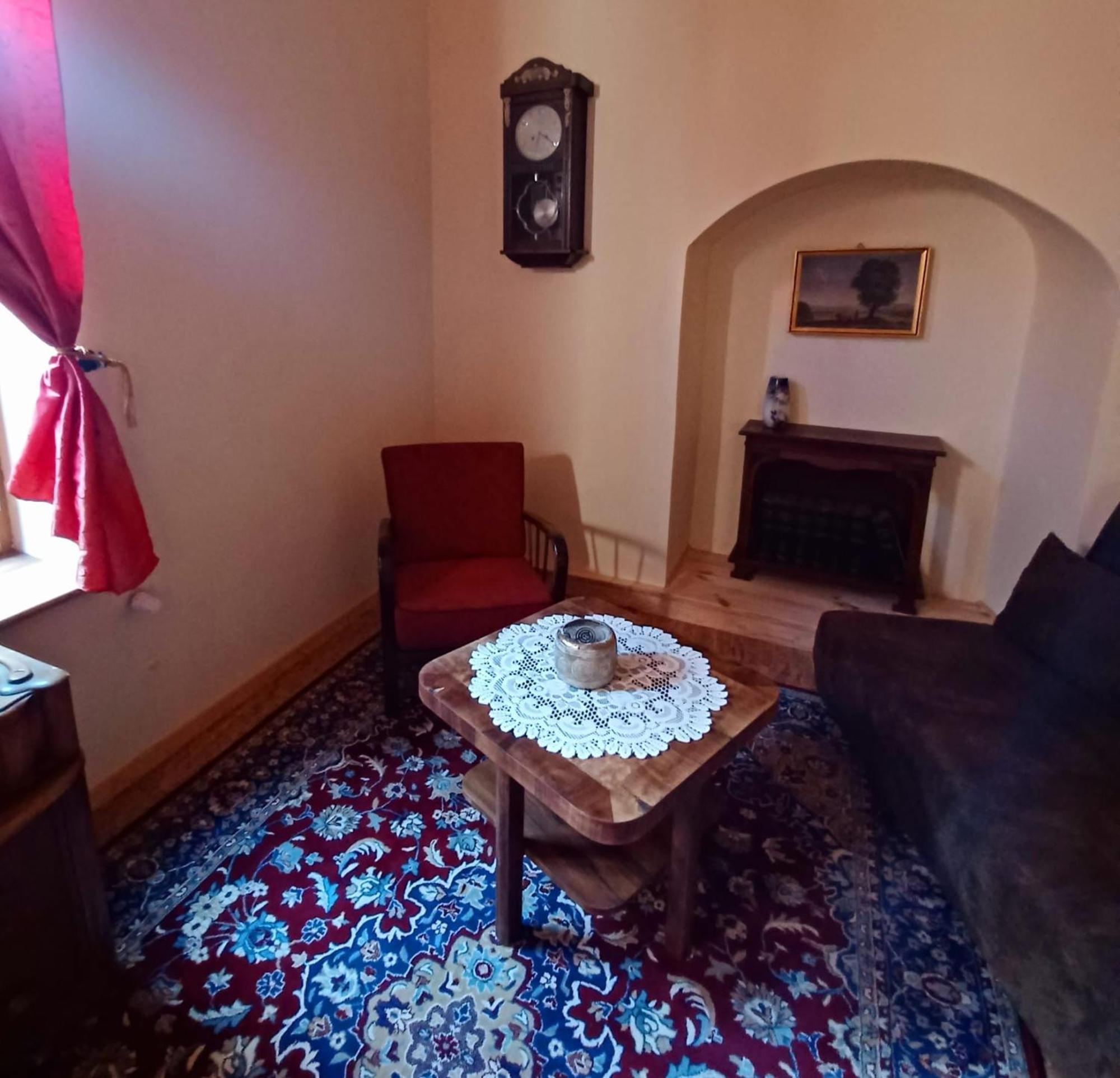 Ferienwohnung Antik Гота Экстерьер фото