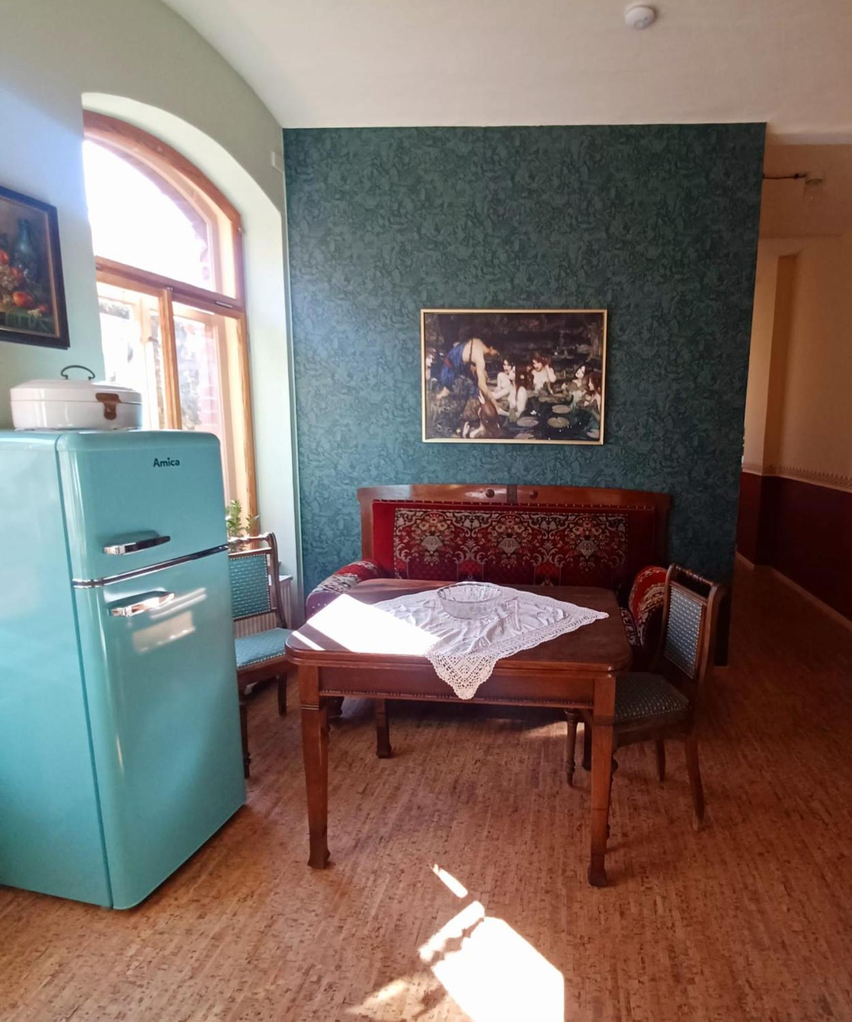 Ferienwohnung Antik Гота Экстерьер фото