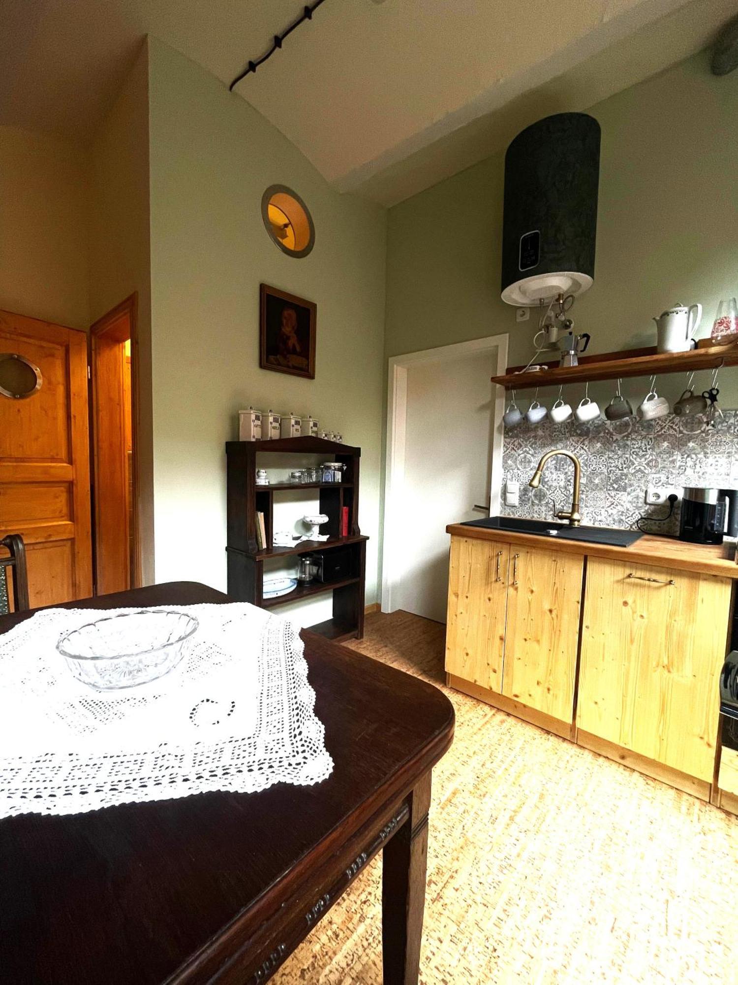 Ferienwohnung Antik Гота Экстерьер фото